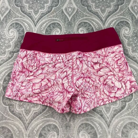 Womens Lululemon Run Times Short II *4 - Picture 4 of 6